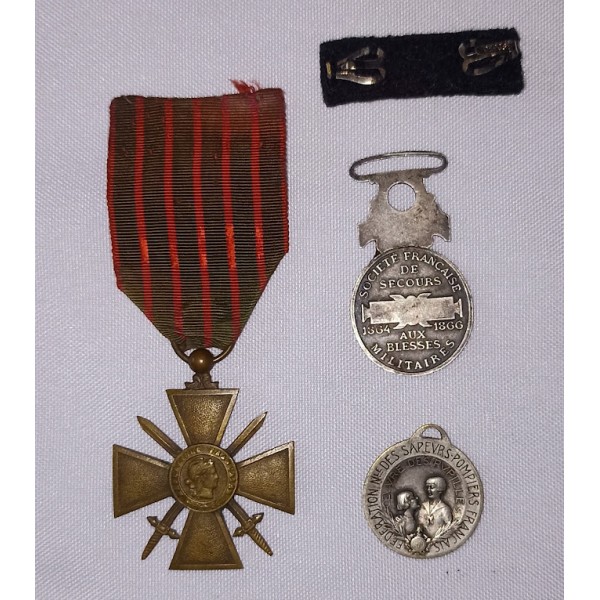 Médailles croix de guerre...