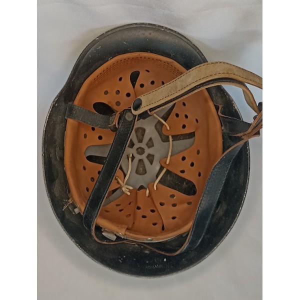 Casque Sapeur Pompier Allemand Feuerwehrmann années 50