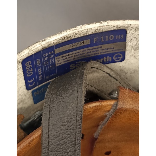 Casque Sapeur Pompier Allemand Feuerwehrmann plastique modèle 1997