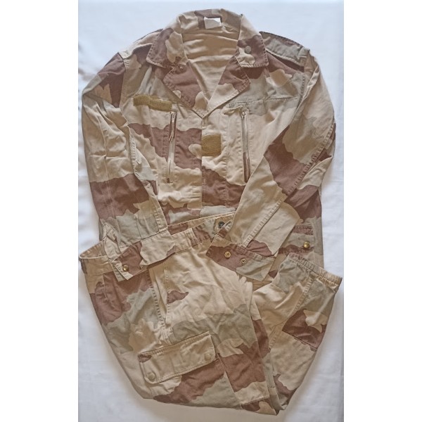 Tenue treillis camouflage...