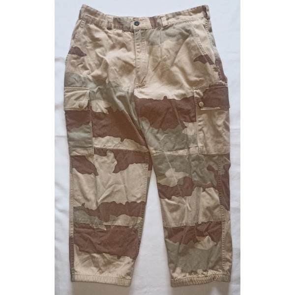 Tenue treillis camouflage désert  guerre du Golf 1991
