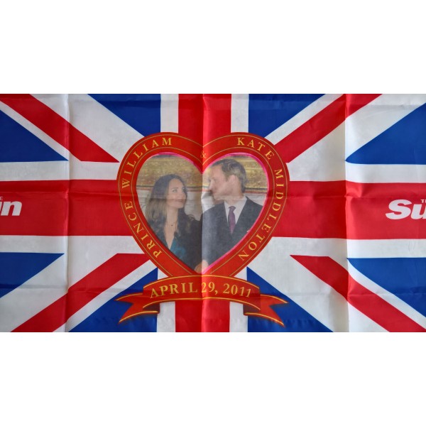 Drapeau offert par le...
