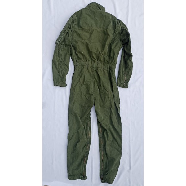 Combinaison de vol kaki pilote aviation armée de l'air vintage