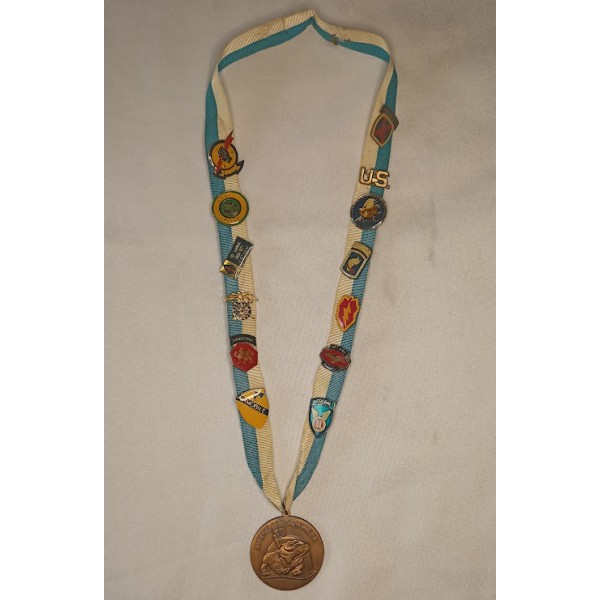 Médaille et insigne US 3ème...